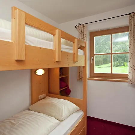شاليه Deluxe Chalet With Pool In Koenigsleiten