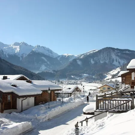 Deluxe Chalet With Pool In Koenigsleiten شاليه والد ام بينزاغو