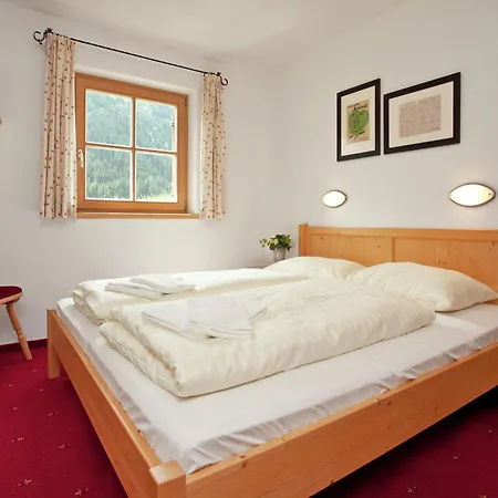 شاليه Deluxe Chalet With Pool In Koenigsleiten والد ام بينزاغو